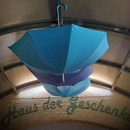 Das Karawankenplatz! Haus Der Geschenke-Carinthia Lejlighed Velden am Wörthersee Eksteriør billede